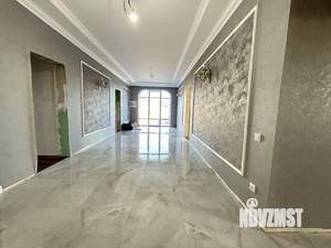 Дом 550м&sup2;, 3-этажный, участок 6 сот.  