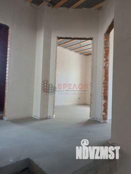 Дом 130м&sup2;, 2-этажный, участок 3 сот.  