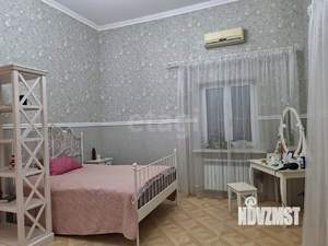Дом 245м², 2-этажный, участок 4 сот.  