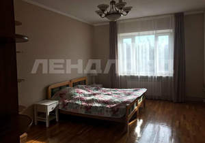 Дом 270м², 2-этажный, участок 3 сот.  