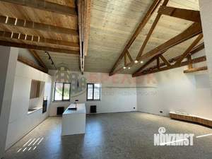 Дом 212м², 2-этажный, участок 4 сот.  