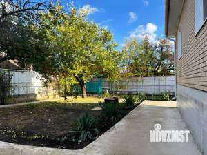 Дом 186м&sup2;, 3-этажный, участок 5 сот.  