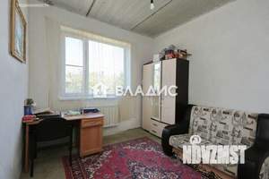 Дом 230м&sup2;, 2-этажный, участок 6 сот.  