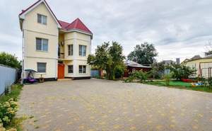 Дом 197м², 3-этажный, участок 10 сот.  