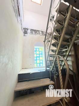 Дом 198м&sup2;, 2-этажный, участок 4 сот.  