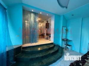 Дом 450м², 3-этажный, участок 5 сот.  