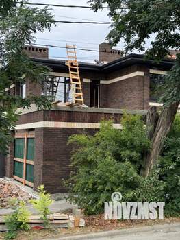 Дом 300м&sup2;, 3-этажный, участок 3 сот.  