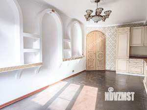 Дом 401м&sup2;, 4-этажный, участок 6 сот.  