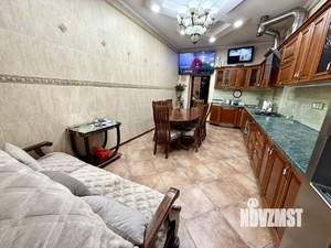 Дом 300м², 3-этажный, участок 3 сот.  