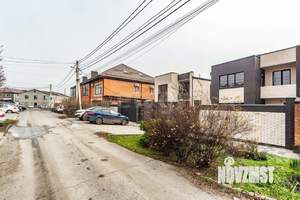 Дом 170м&sup2;, 2-этажный, участок 3 сот.  