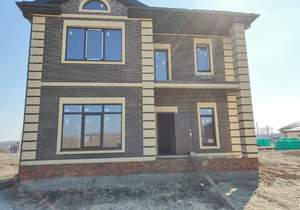 Дом 200м&sup2;, 2-этажный, участок 5 сот.  