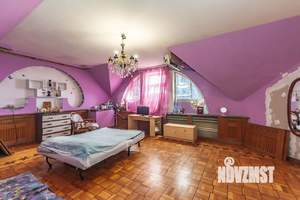 Дом 288м², 3-этажный, участок 3 сот.  