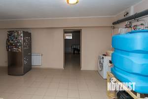 Дом 300м², 2-этажный, участок 8 сот.  