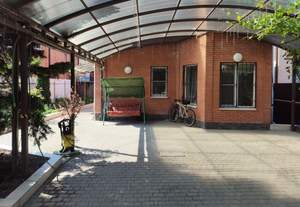 Дом 228м&sup2;, 2-этажный, участок 5 сот.  