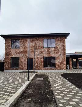 Дом 175м&sup2;, 2-этажный, участок 4 сот.  