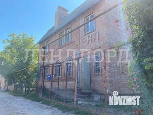 Дом 240м², 3-этажный, участок 6 сот.  