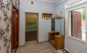 Дом 330м&sup2;, 2-этажный, участок 4 сот.  