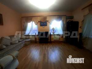 Дом 200м&sup2;, 2-этажный, участок 4 сот.  