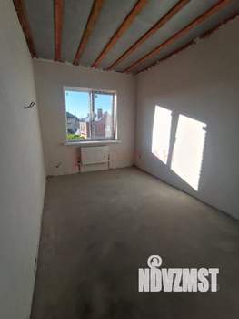 Дом 115м&sup2;, 2-этажный, участок 3 сот.  