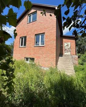 Дом 110м&sup2;, 2-этажный, участок 3 сот.  