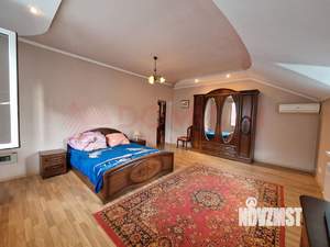 Дом 225м², 2-этажный, участок 5 сот.  