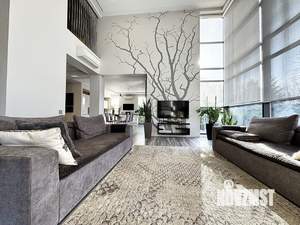 Дом 374м², 3-этажный, участок 7 сот.  