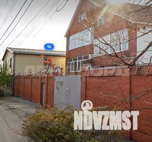 Дом 275м&sup2;, 3-этажный, участок 7 сот.  