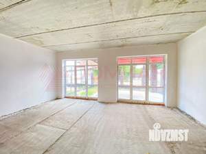 Дом 204м&sup2;, 2-этажный, участок 3 сот.  