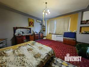 Дом 488м², 3-этажный, участок 7 сот.  