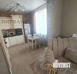 Дом 215м&sup2;, 3-этажный, участок 6 сот.  