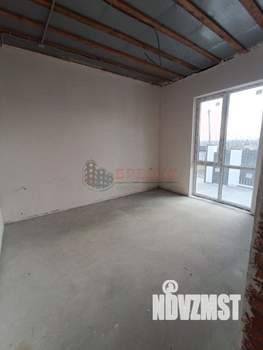 Дом 110м&sup2;, 1-этажный, участок 6 сот.  