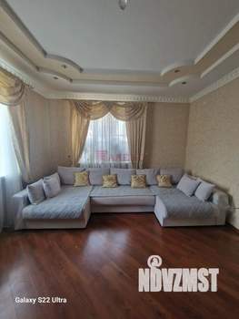 Дом 310м&sup2;, 2-этажный, участок 3 сот.  