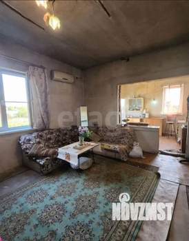 Дом 100м&sup2;, 2-этажный, участок 7 сот.  