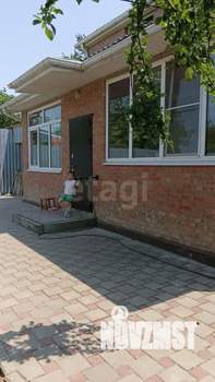 Дом 190м&sup2;, 1-этажный, участок 6 сот.  