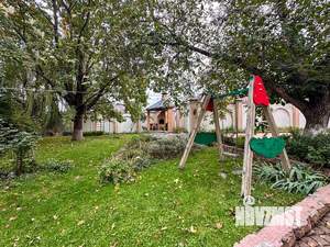 Дом 545м², 3-этажный, участок 13 сот.  