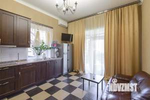 Дом 120м², 2-этажный, участок 5 сот.  