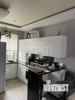 Дом 65м&sup2;, 2-этажный, участок 1 сот.  