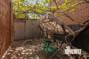 Дом 280м&sup2;, 3-этажный, участок 3 сот.  