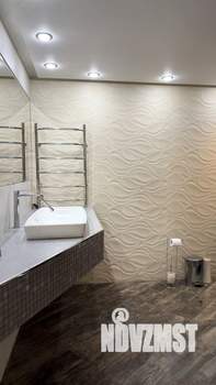 Дом 267м&sup2;, 2-этажный, участок 6 сот.  