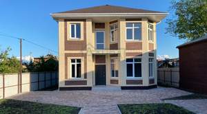 Дом 186м², 2-этажный, участок 4 сот.  