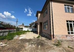 Дом 140м², 2-этажный, участок 3 сот.  