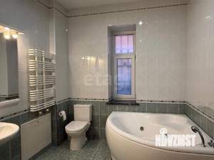 Дом 260м&sup2;, 2-этажный, участок 5 сот.  