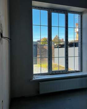 Дом 180м&sup2;, 2-этажный, участок 3 сот.  