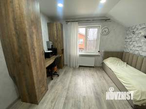 Дом 186м&sup2;, 2-этажный, участок 4 сот.  