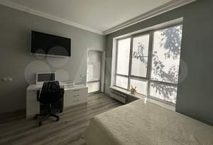 Дом 170м&sup2;, 2-этажный, участок 3 сот.  