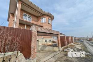 Дом 303м², 3-этажный, участок 6 сот.  