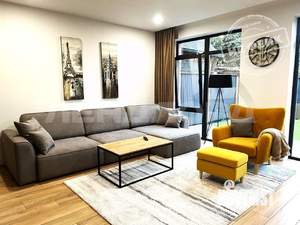 Дом 145м&sup2;, 2-этажный, участок 3 сот.  