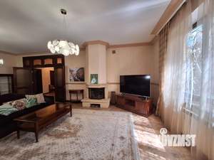 Дом 485м&sup2;, 2-этажный, участок 6 сот.  