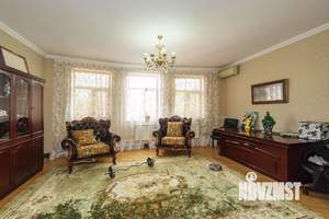 Дом 510м², 2-этажный, участок 9 сот.  