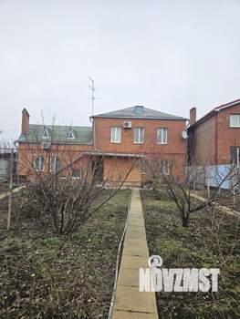 Дом 276м², 2-этажный, участок 8 сот.  
